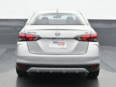 2023 Nissan Versa 1.6 SV