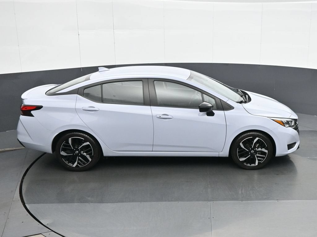 2024 Nissan Versa 1.6 SR