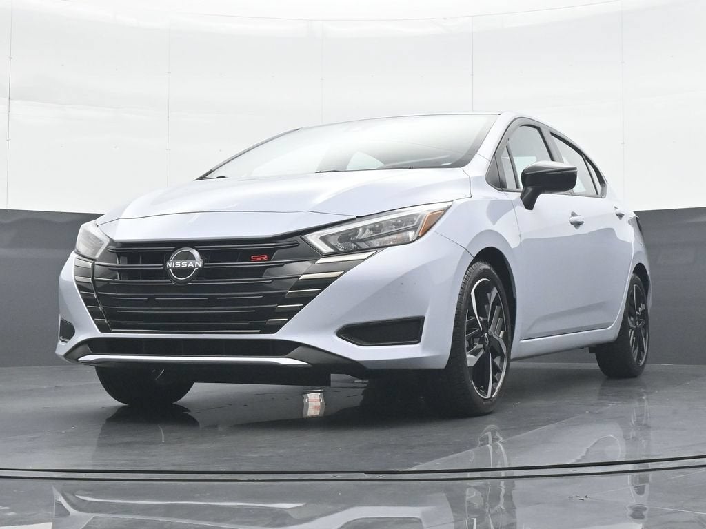 2024 Nissan Versa 1.6 SR