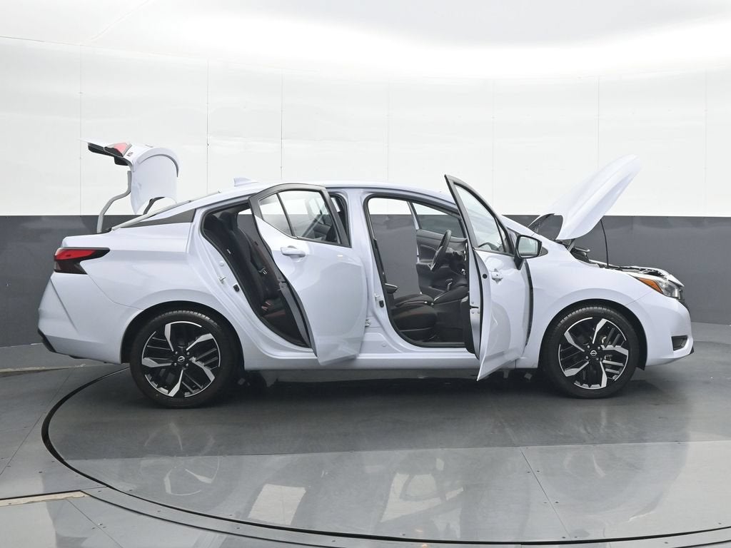 2024 Nissan Versa 1.6 SR
