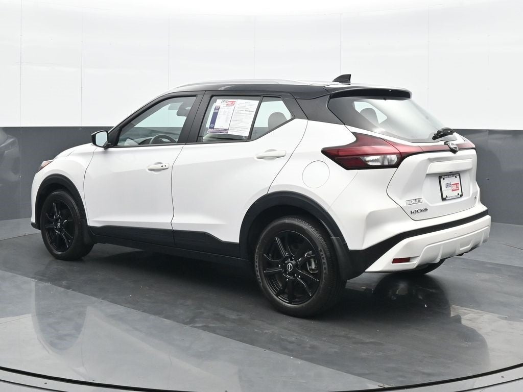 2023 Nissan Kicks SV
