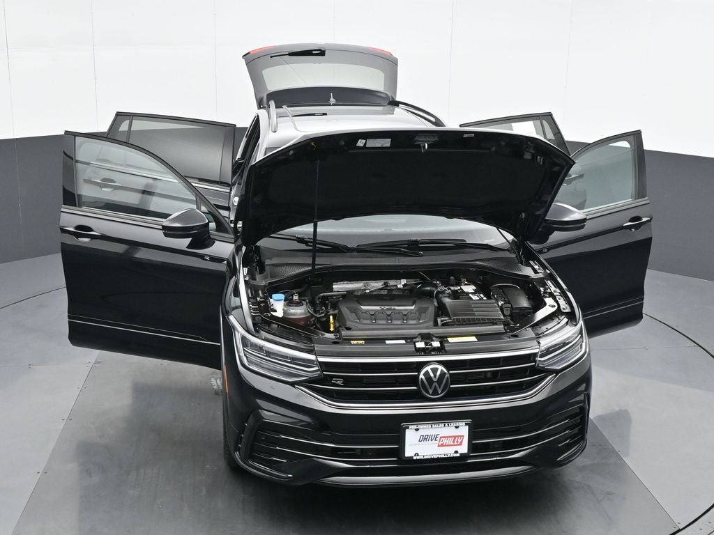 2024 Volkswagen Tiguan 2.0T SE R-Line Black
