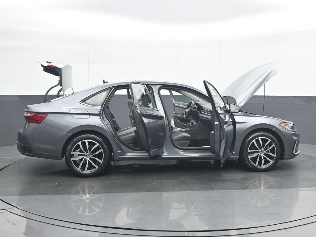 2025 Volkswagen Jetta 1.5T SE