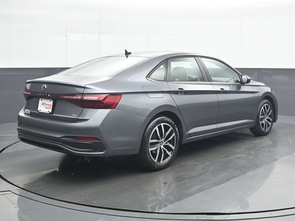 2025 Volkswagen Jetta 1.5T SE