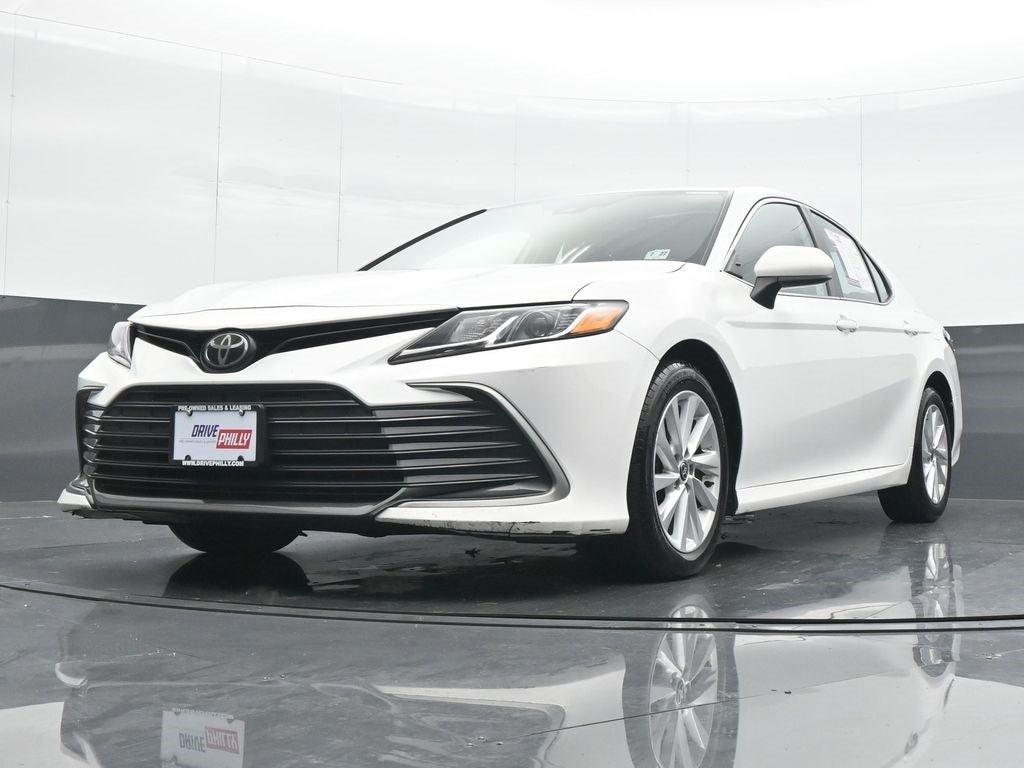 2022 Toyota Camry LE