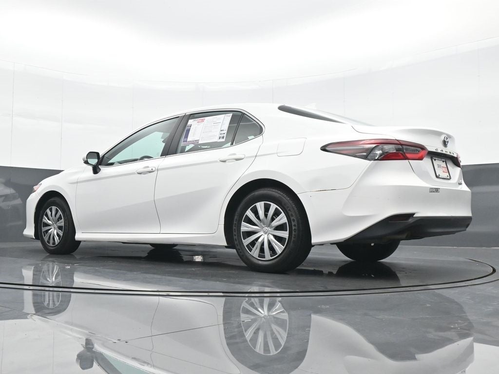 2022 Toyota Camry Hybrid LE