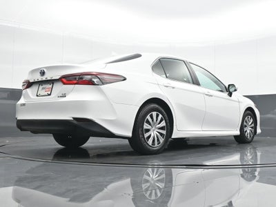 2022 Toyota Camry Hybrid LE