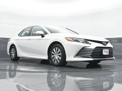 2022 Toyota Camry Hybrid LE