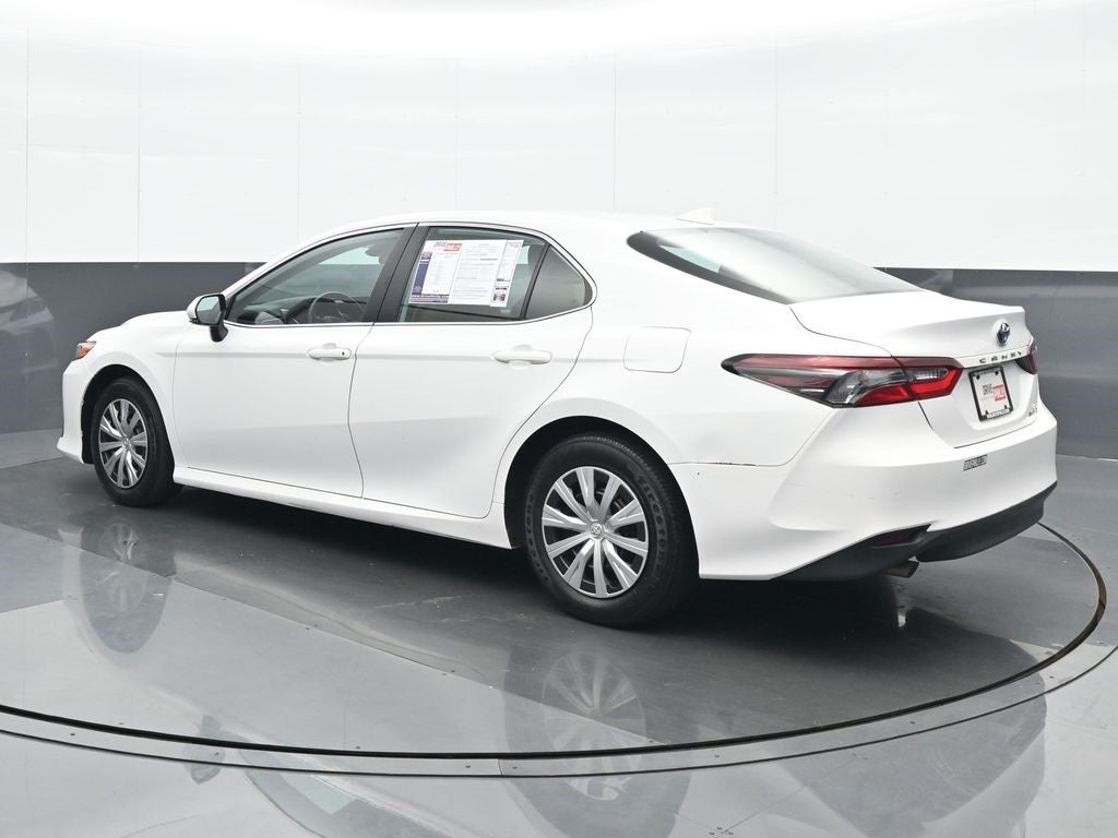 2022 Toyota Camry Hybrid LE