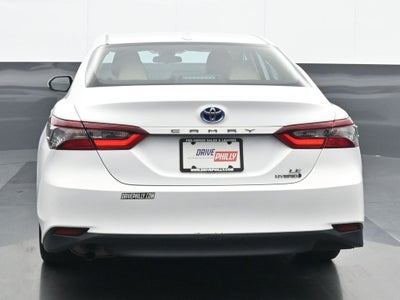 2022 Toyota Camry Hybrid LE