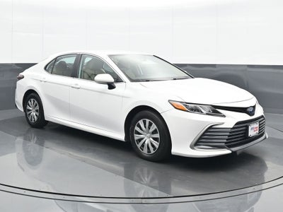 2022 Toyota Camry Hybrid LE