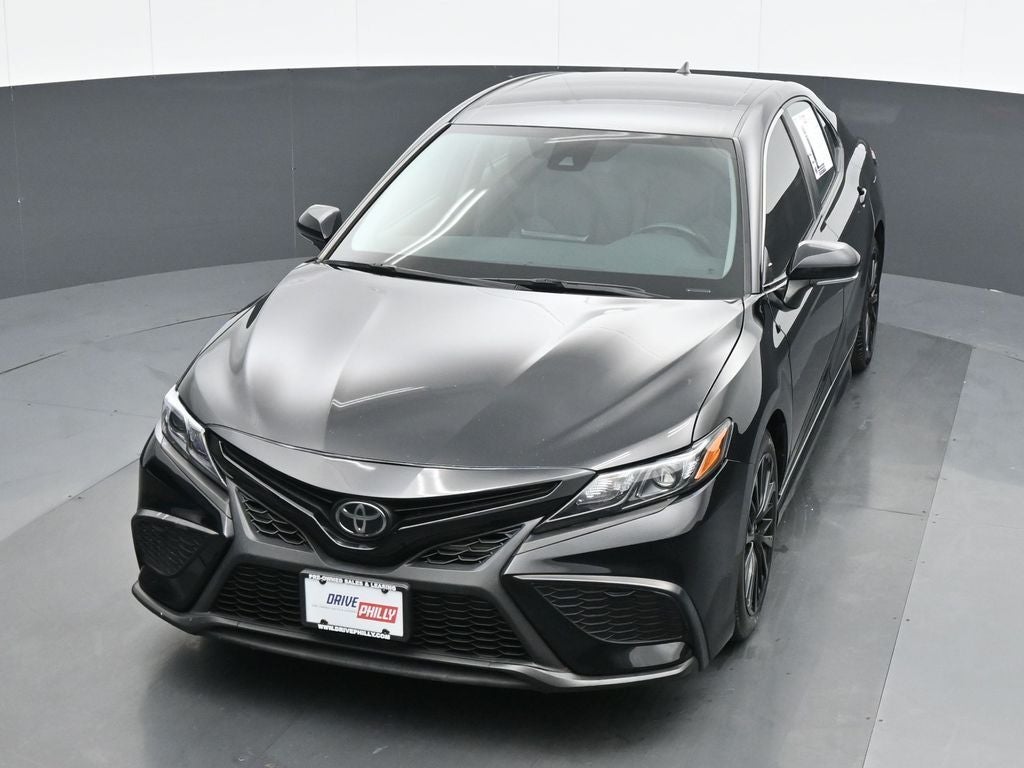 2022 Toyota Camry SE Nightshade