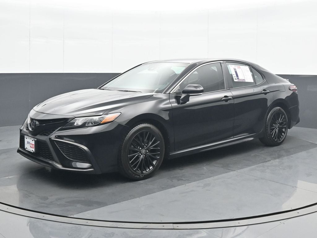 2022 Toyota Camry SE Nightshade