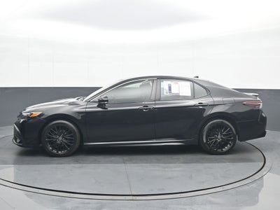 2022 Toyota Camry SE Nightshade