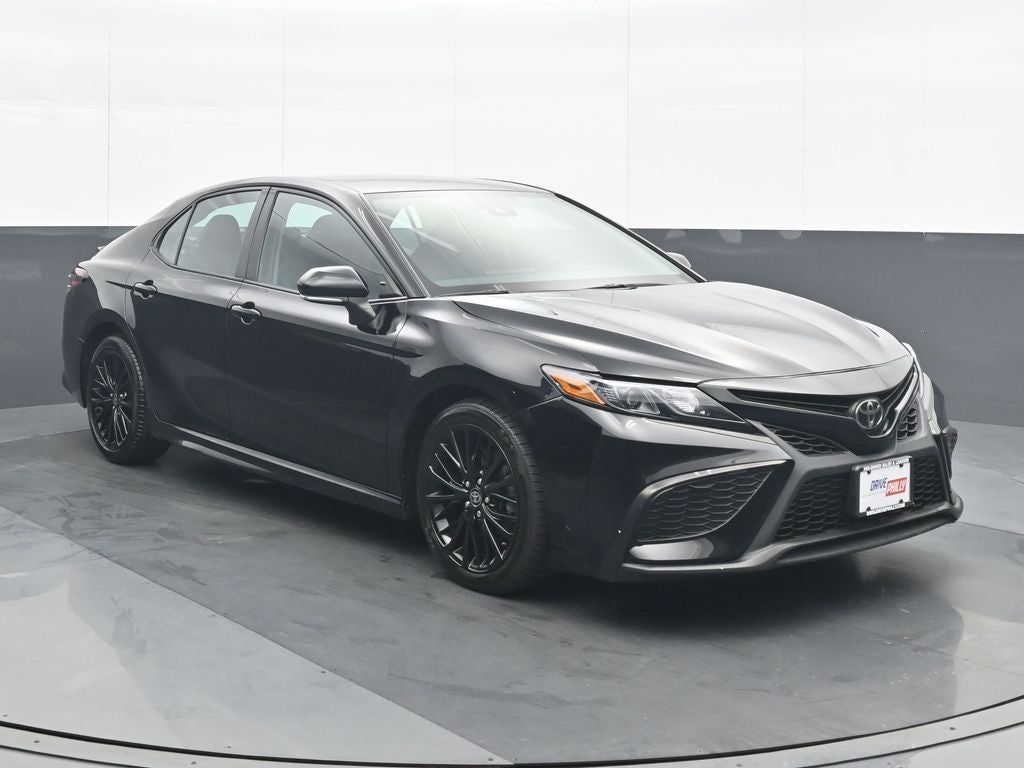 2022 Toyota Camry SE Nightshade