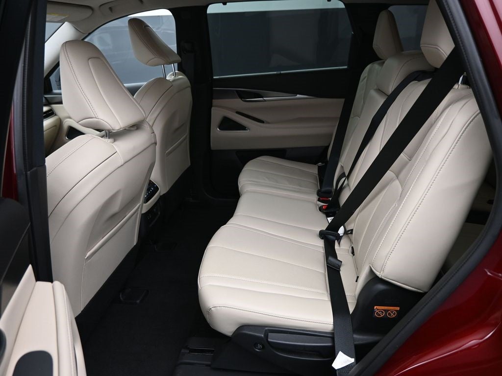 2024 INFINITI QX60 LUXE