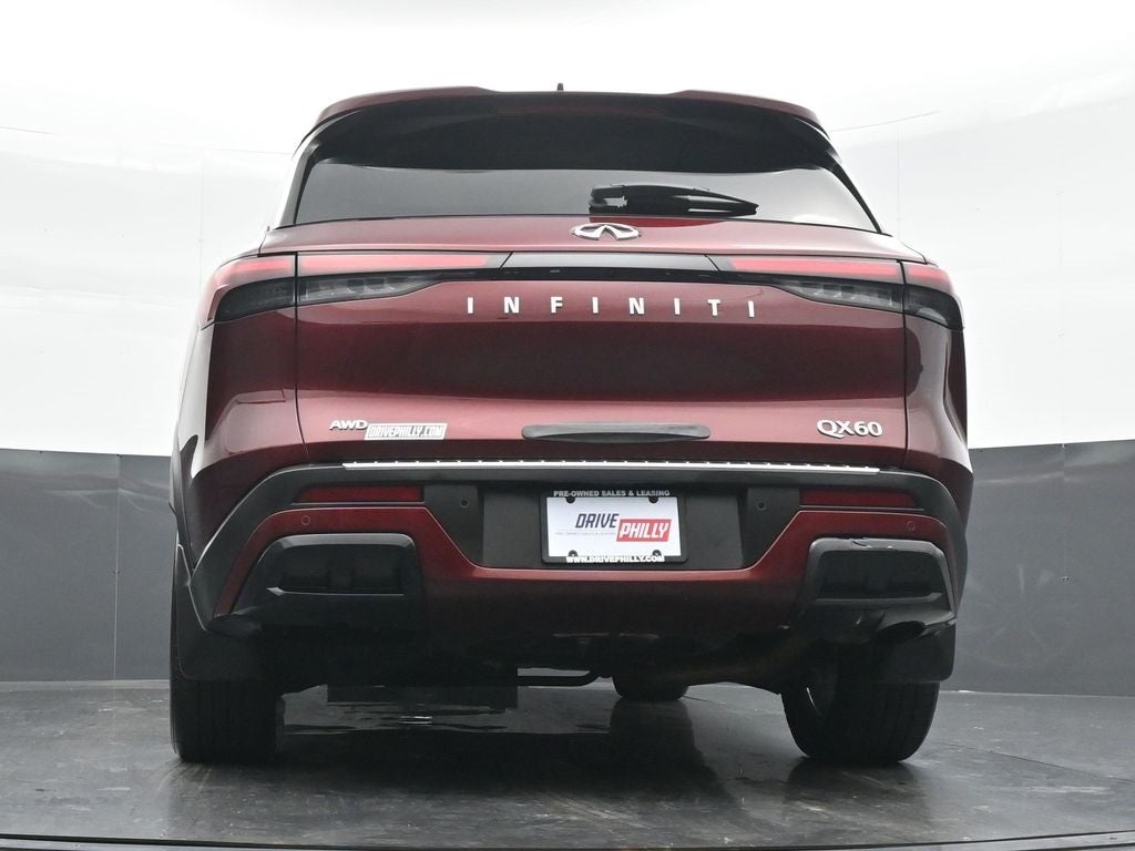 2024 INFINITI QX60 LUXE