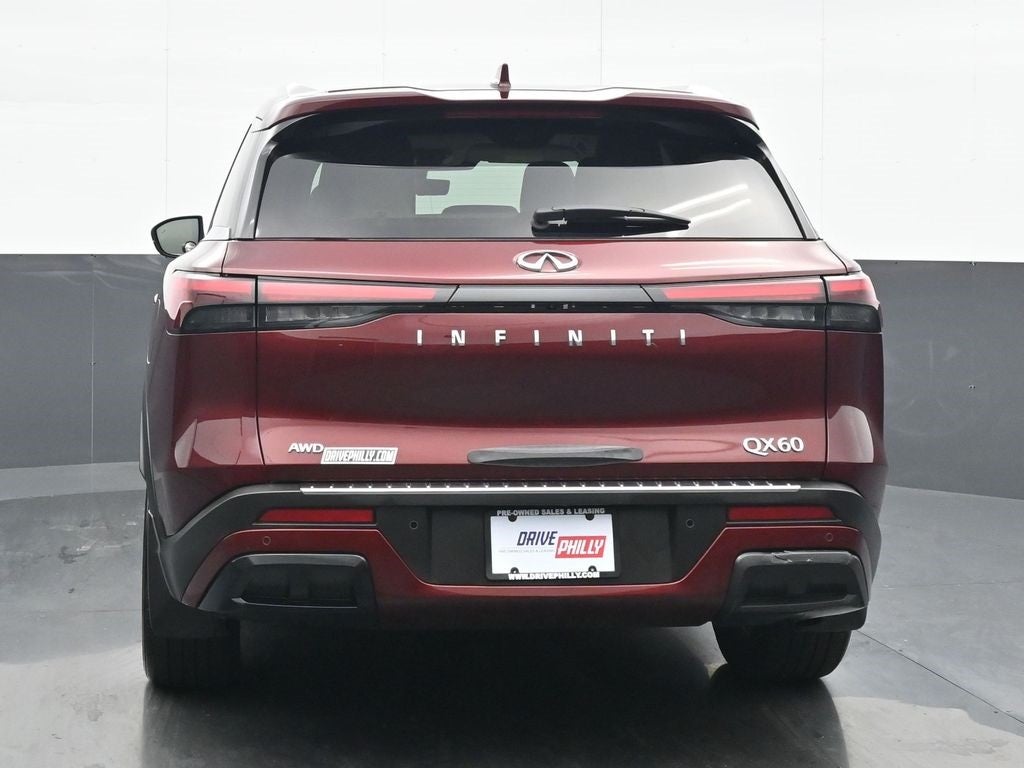 2024 INFINITI QX60 LUXE