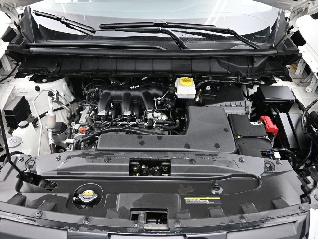 2024 Nissan Pathfinder S