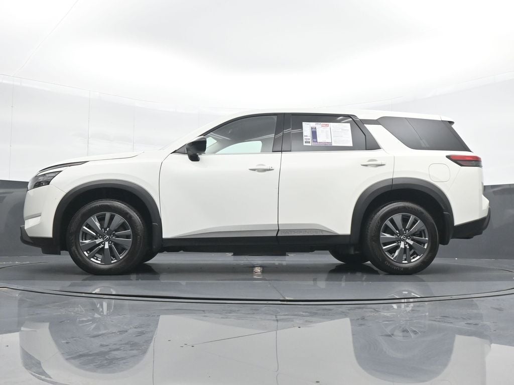 2024 Nissan Pathfinder S