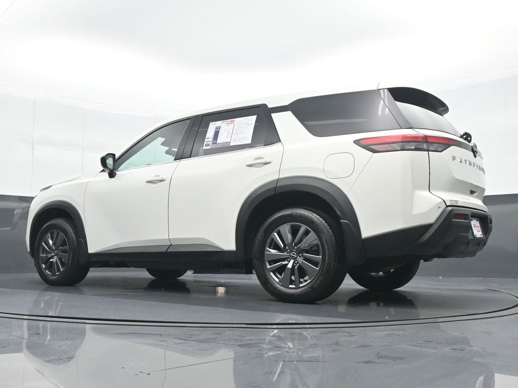 2024 Nissan Pathfinder S