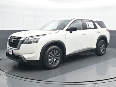 2024 Nissan Pathfinder S