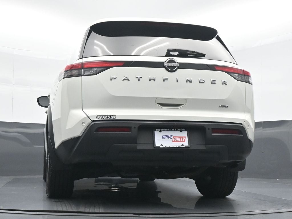 2024 Nissan Pathfinder S