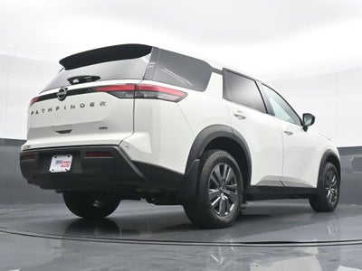 2024 Nissan Pathfinder S