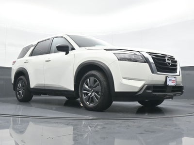 2024 Nissan Pathfinder S