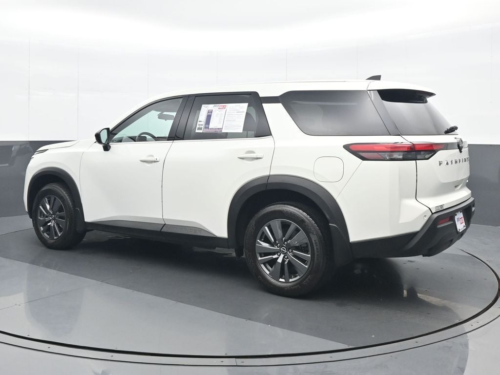 2024 Nissan Pathfinder S