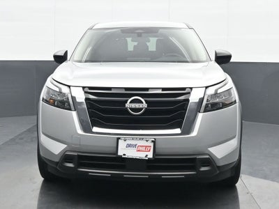 2024 Nissan Pathfinder S
