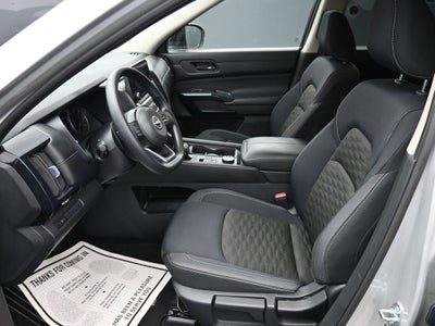 2024 Nissan Pathfinder S