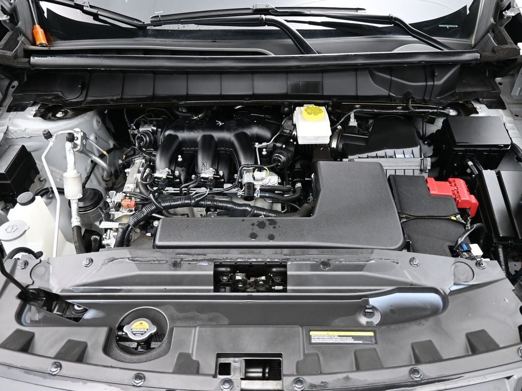 2024 Nissan Pathfinder S