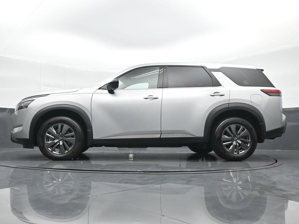 2024 Nissan Pathfinder S