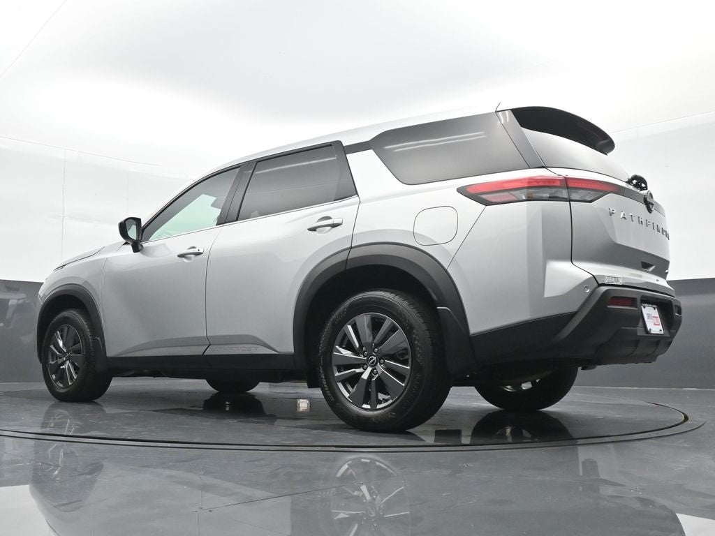 2024 Nissan Pathfinder S
