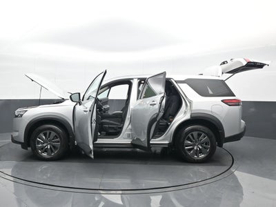 2024 Nissan Pathfinder S