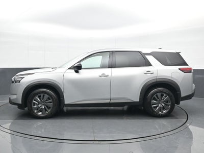 2024 Nissan Pathfinder S