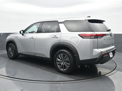 2024 Nissan Pathfinder S