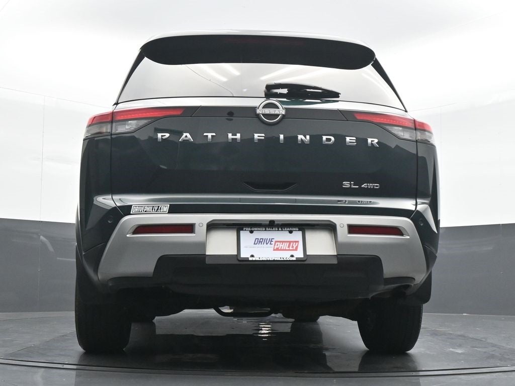 2023 Nissan Pathfinder SL