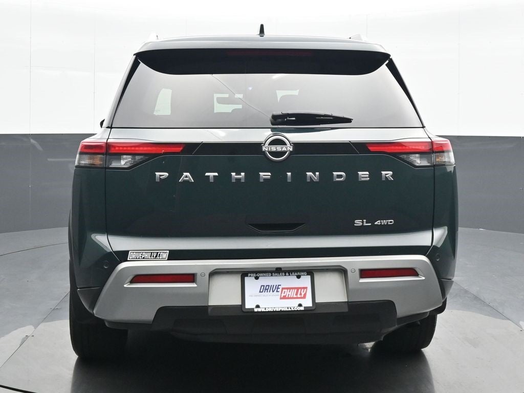 2023 Nissan Pathfinder SL