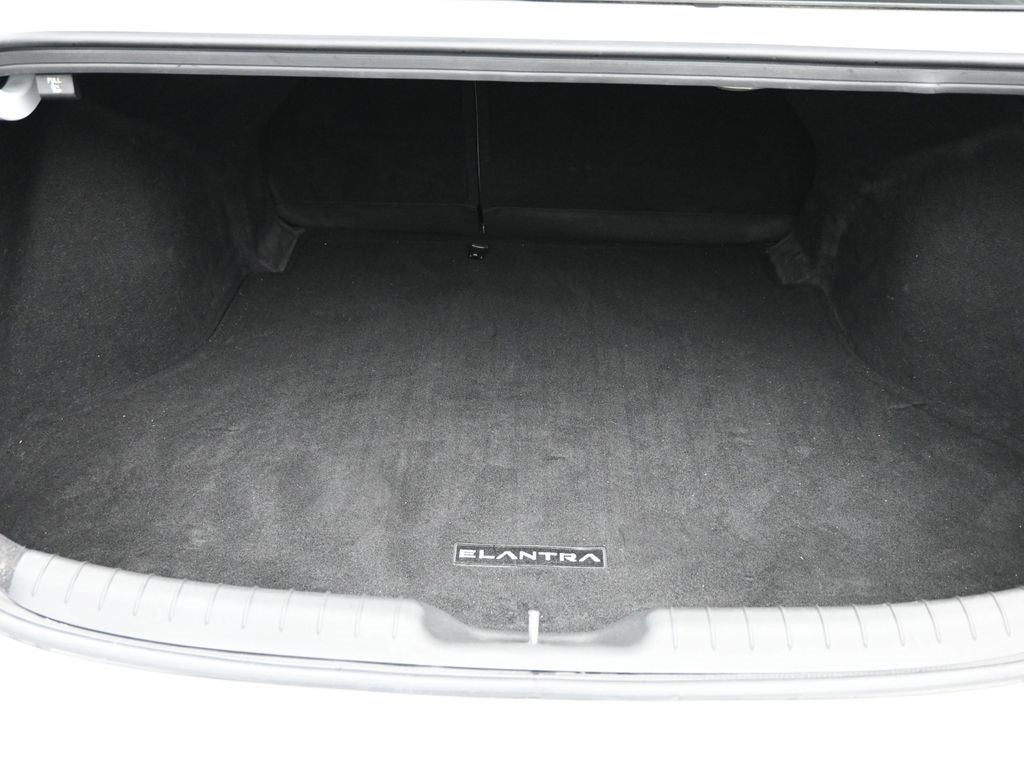 2022 Hyundai Elantra Limited