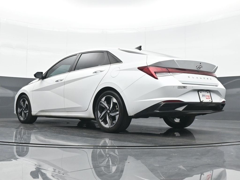 2022 Hyundai Elantra Limited