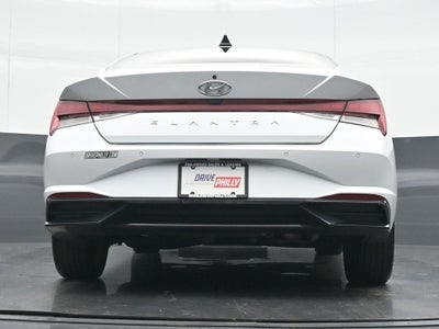 2022 Hyundai Elantra Limited