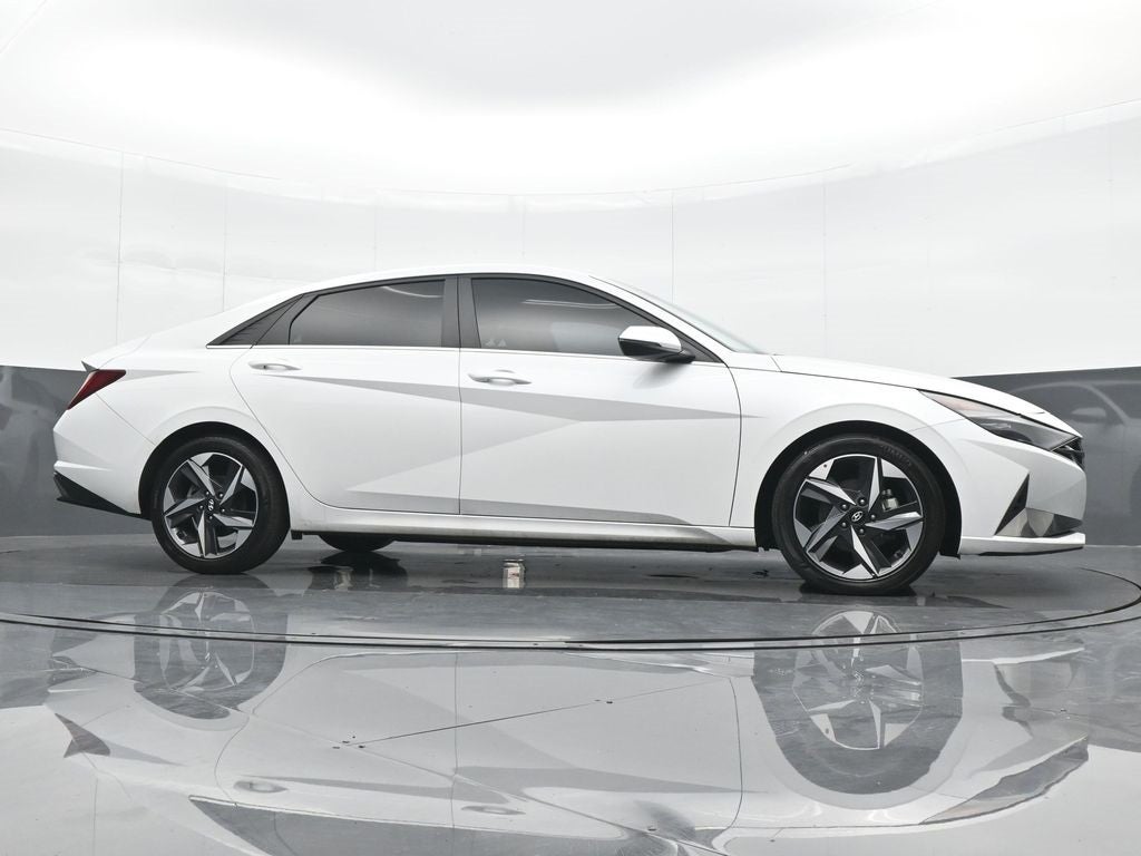2022 Hyundai Elantra Limited