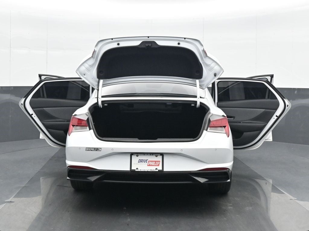 2022 Hyundai Elantra Limited
