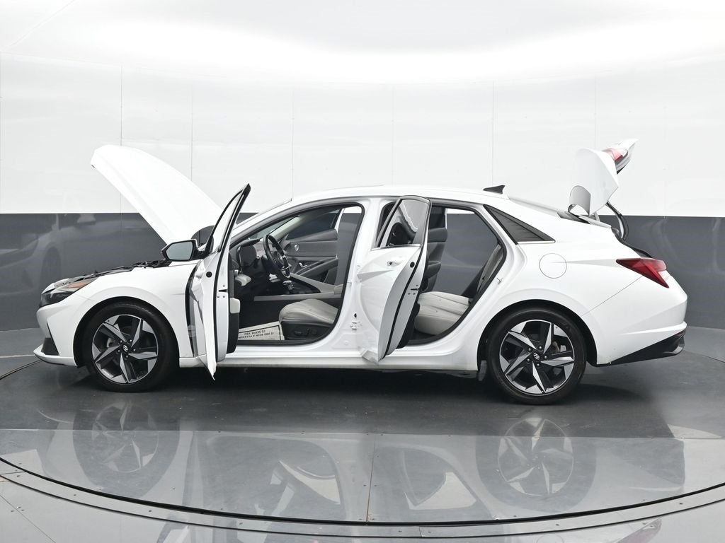 2022 Hyundai Elantra Limited