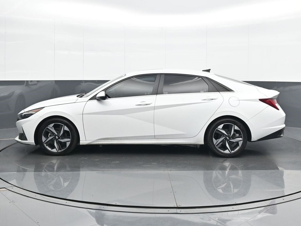 2022 Hyundai Elantra Limited