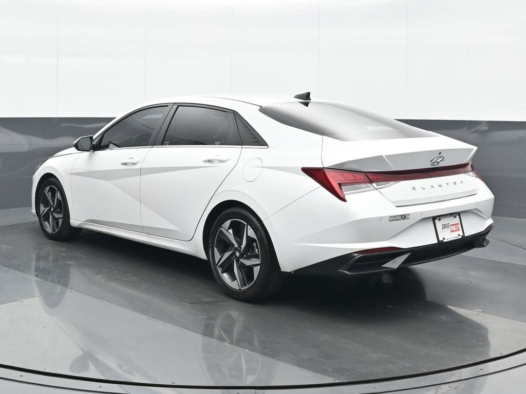 2022 Hyundai Elantra Limited
