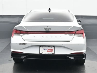 2022 Hyundai Elantra Limited