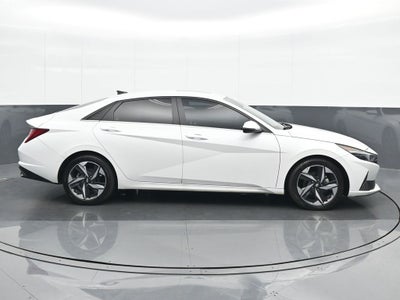 2022 Hyundai Elantra Limited